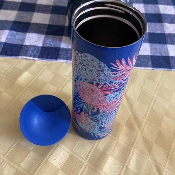 Lilly Pulitzer Gypset Pineapple Tumbler - Picture 4 of 7